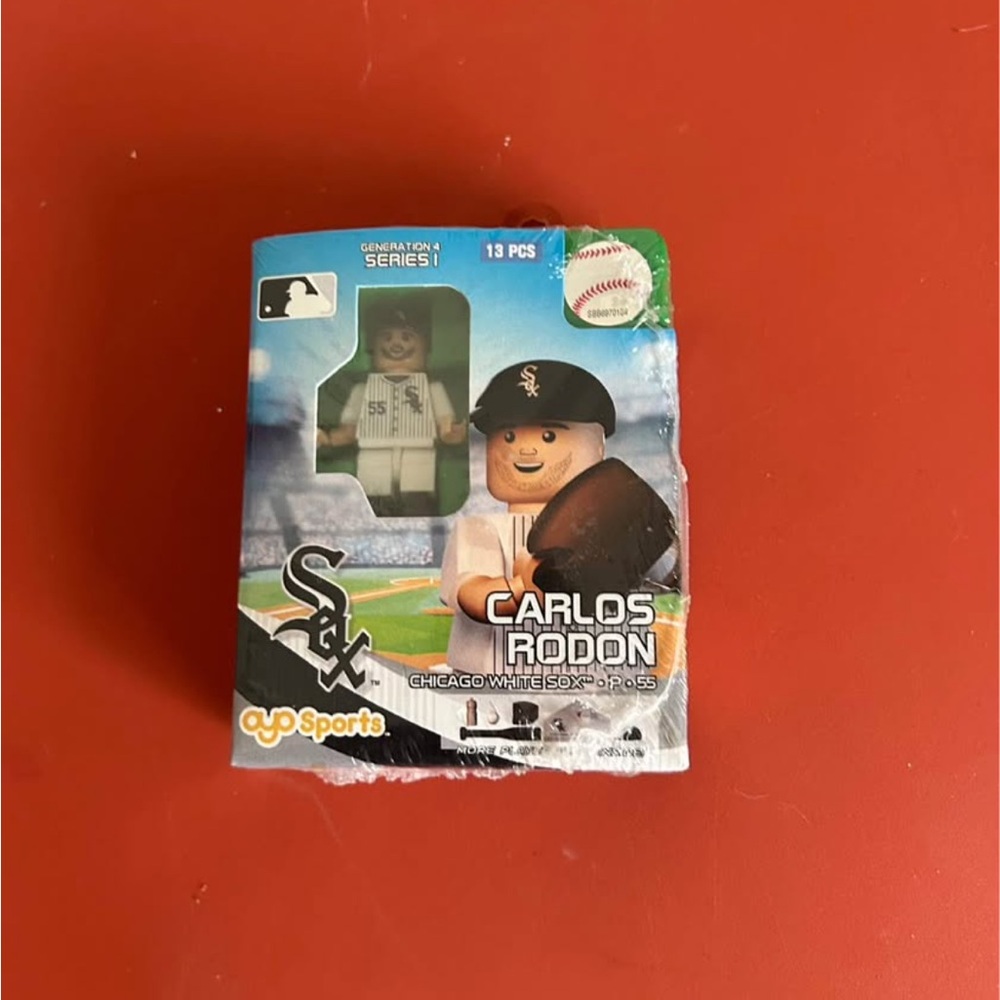 Ayo Carlos Rodon mini